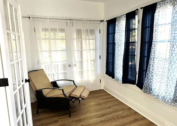 Apartment Downtown Retreat - Cozy First Floor Columbus